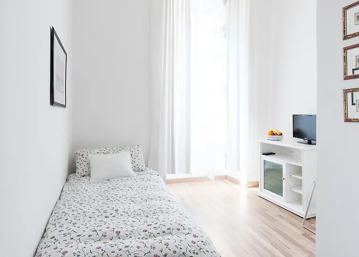 Guest house Center 4*
